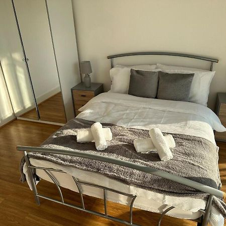 Luxury 1 Bedroom Apartment - City Centre - Balcony - Near O2 Academy Birmingham Zewnętrze zdjęcie