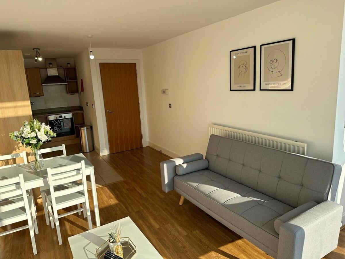 Luxury 1 Bedroom Apartment - City Centre - Balcony - Near O2 Academy Birmingham Zewnętrze zdjęcie