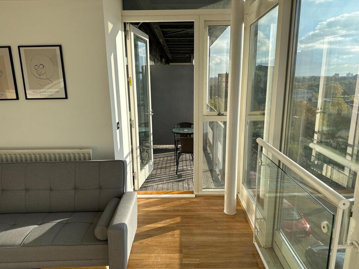 Luxury 1 Bedroom Apartment - City Centre - Balcony - Near O2 Academy Birmingham Zewnętrze zdjęcie